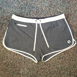 Vuori Tavi Athletic Shorts, Gray, Size Large